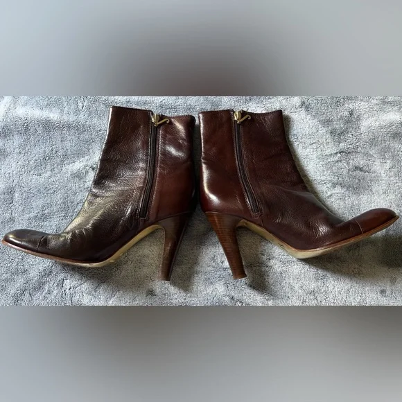Vintage Juicy Couture leather booties - Picture 5 of 9